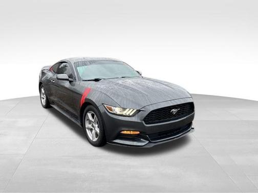 2016 Ford Mustang V6