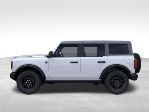 Oxford White 2026 Ford Bronco Big Bend