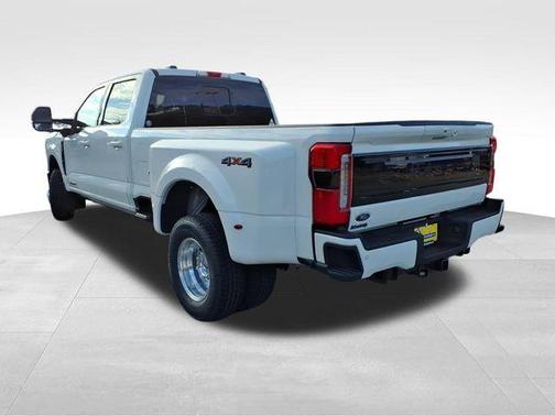 2026 Ford F-350 Platinum