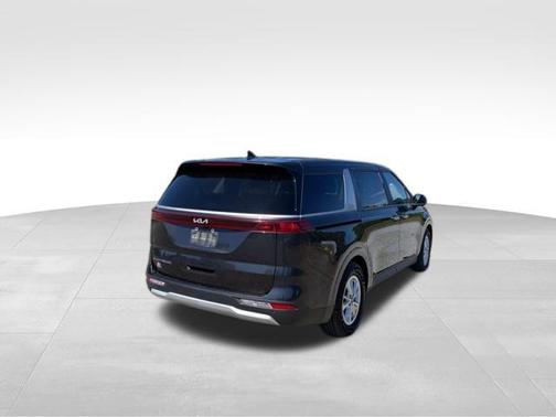 2022 Kia Carnival LXS