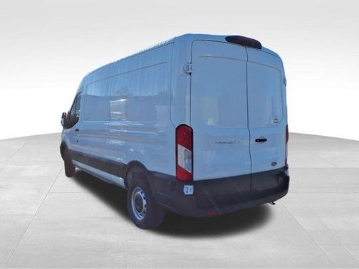 2025 Ford Transit-250 148 WB Medium Roof Cargo