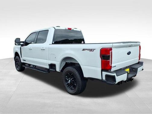 Oxford White 2023 Ford F-250 XLT