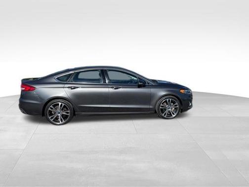 2020 Ford Fusion Titanium