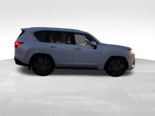 2024 Lexus LX 600 Luxury