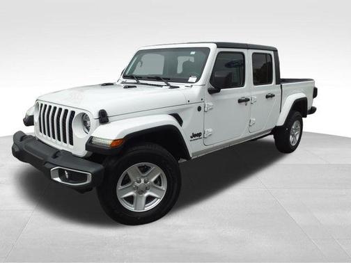 2022 Jeep Gladiator Sport