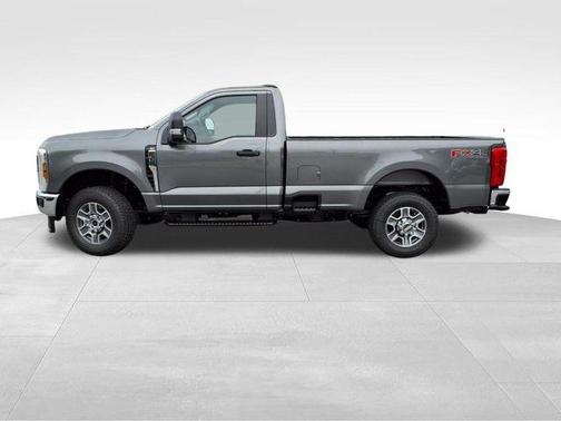 2025 Ford F-350 XLT