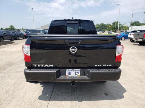 2024 Nissan Titan SV