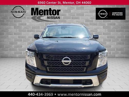 2024 Nissan Titan SV