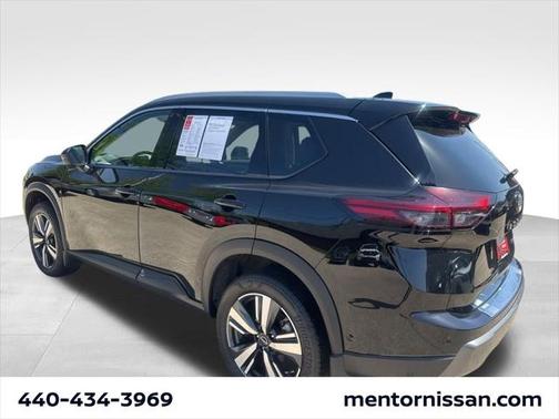 2024 Nissan Rogue SL