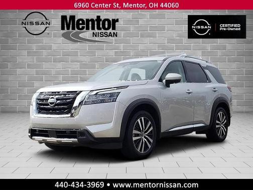 2023 Nissan Pathfinder Platinum