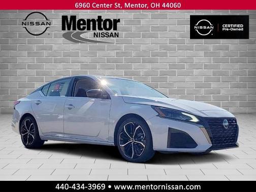 2023 Nissan Altima 2.5 SR