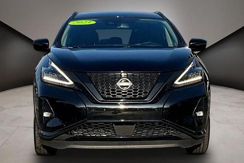 Black 2023 Nissan Murano SV
