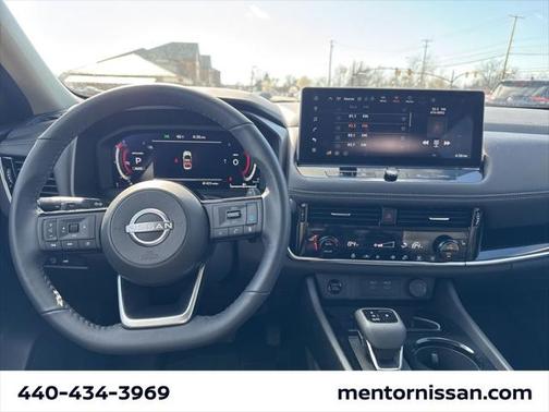 2024 Nissan Rogue SL