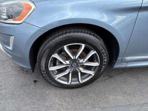 2017 Volvo XC60 T6 Dynamic