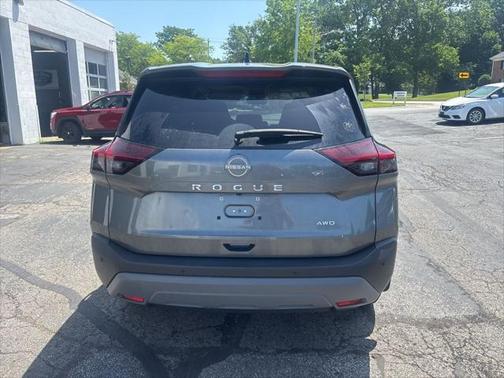 2022 Nissan Rogue S