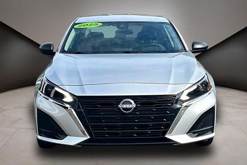 Gun Metallic 2025 Nissan Altima SV