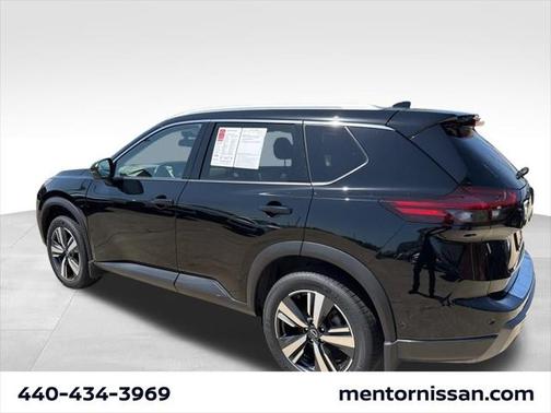 2024 Nissan Rogue SL