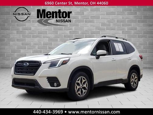 2022 Subaru Forester Premium