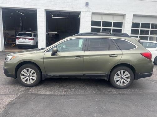 2016 Subaru Outback 2.5i Premium