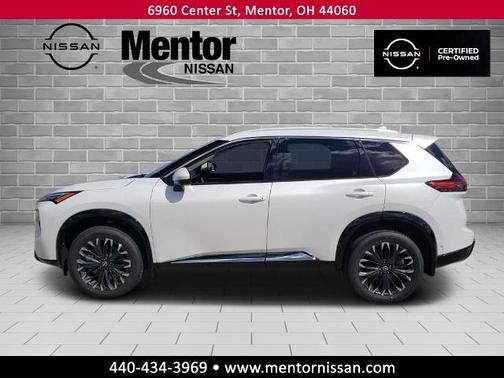 2025 Nissan Rogue Platinum