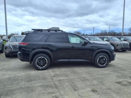 2025 Nissan Pathfinder Rock Creek 4WD