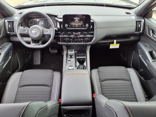 2025 Nissan Pathfinder Rock Creek 4WD