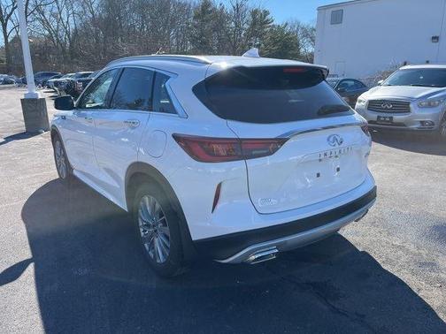 2025 INFINITI QX50 Luxe