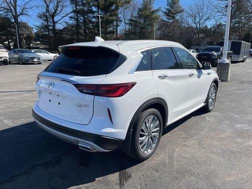 2025 INFINITI QX50 Luxe
