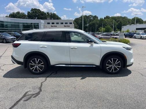 2025 INFINITI QX60 SENSORY