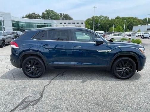 Tourmaline Blue Metallic 2023 Volkswagen Atlas Cross Sport 3.6L V6 SE w/Technology