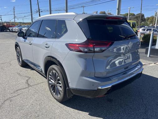 2024 Nissan Rogue Platinum