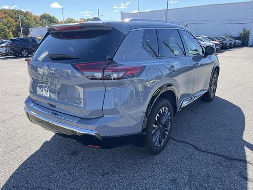 2024 Nissan Rogue Platinum