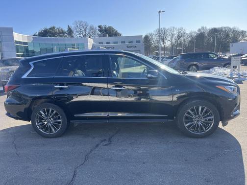 2020 INFINITI QX60 Luxe