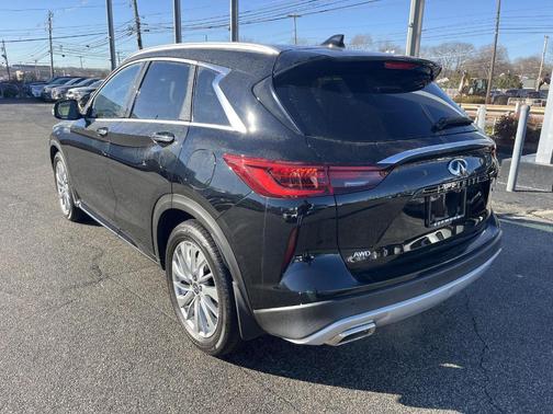 2023 INFINITI QX50 Luxe