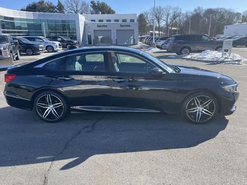 2021 Honda Accord Touring 2.0T