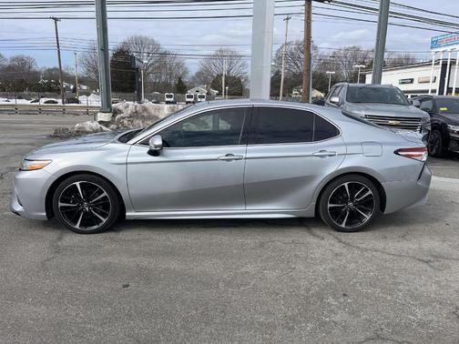 2020 Toyota Camry XSE
