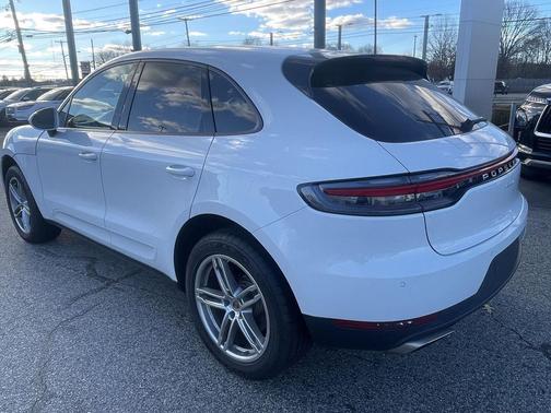 2021 Porsche Macan Base