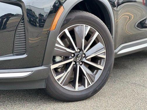 Diamond Black 2026 INFINITI QX60 Luxe