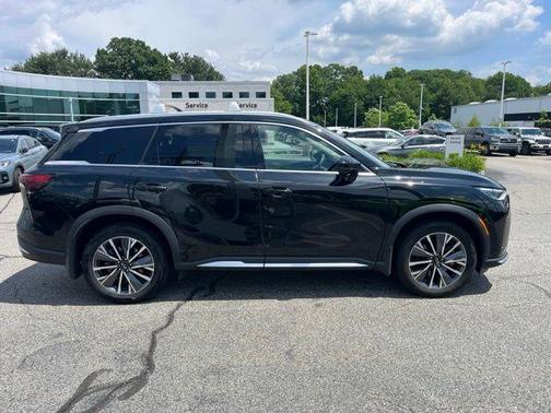 Diamond Black 2026 INFINITI QX60 Luxe