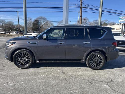 2024 INFINITI QX80 SENSORY