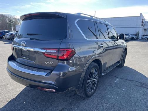 2024 INFINITI QX80 SENSORY