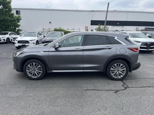 2025 INFINITI QX50 Luxe