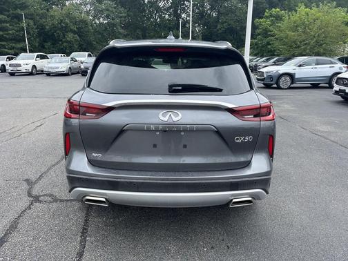 2025 INFINITI QX50 Luxe