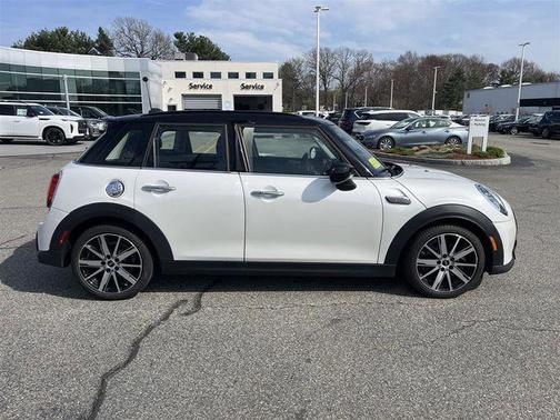 White Metallic 2024 MINI Hardtop Cooper S