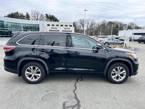 2016 Toyota Highlander LE Plus