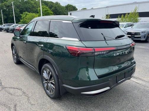 Green 2027 INFINITI QX60 Luxe