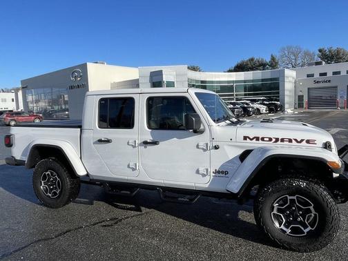 2023 Jeep Gladiator Mojave