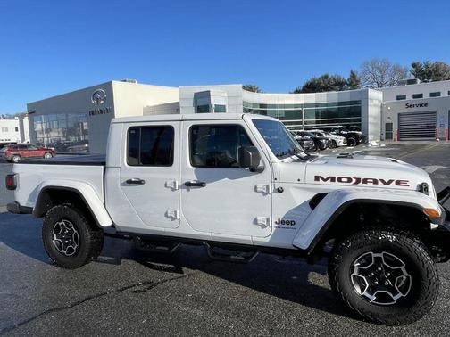 2023 Jeep Gladiator Mojave