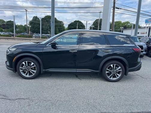 2025 INFINITI QX60 Luxe