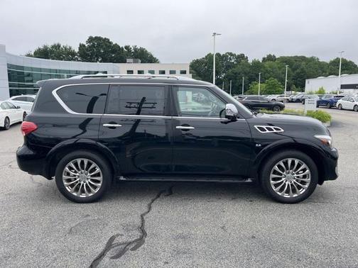 2017 INFINITI QX80 Base